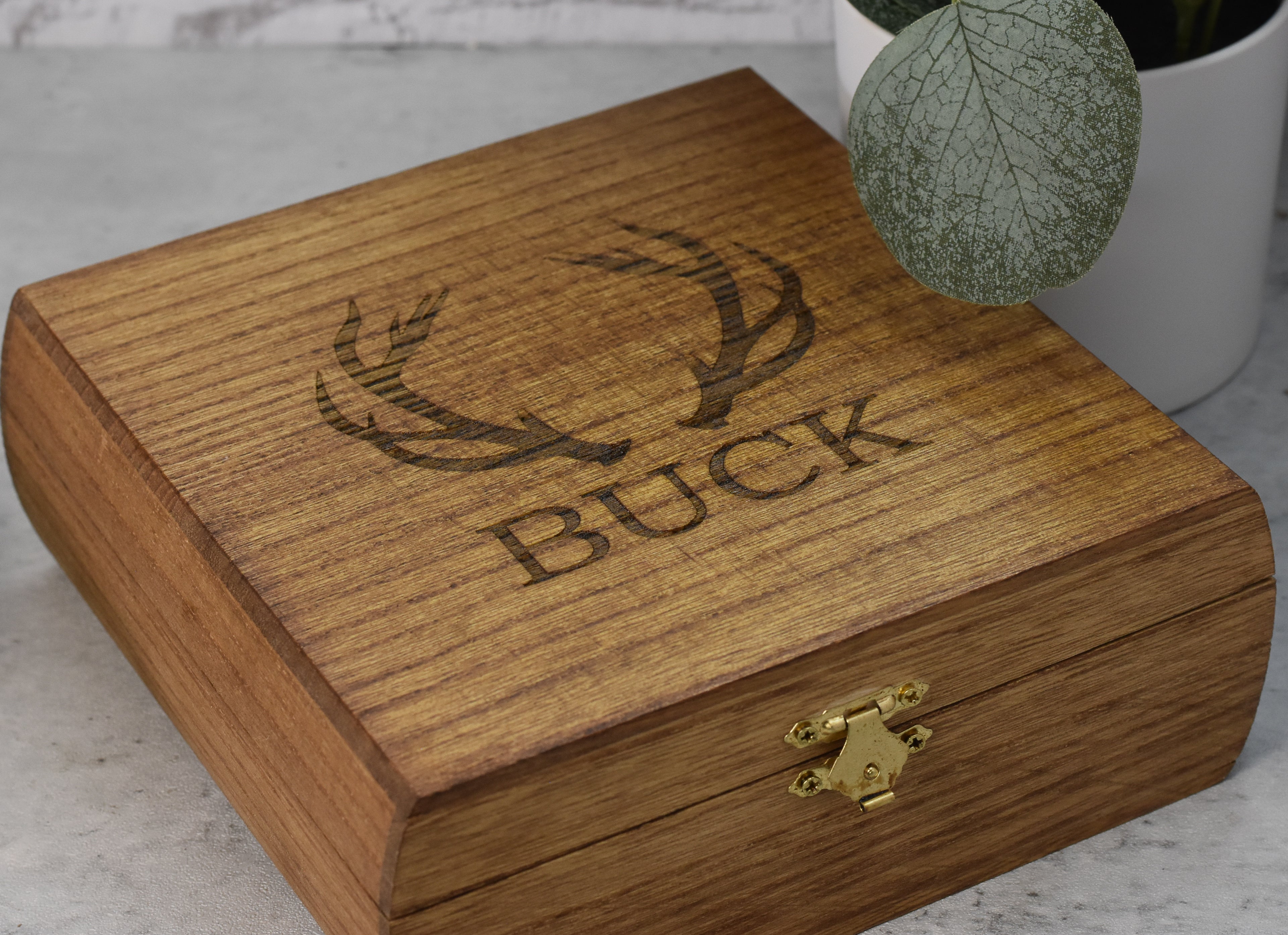 custom laser engraving of smoker kit box with antlers and name