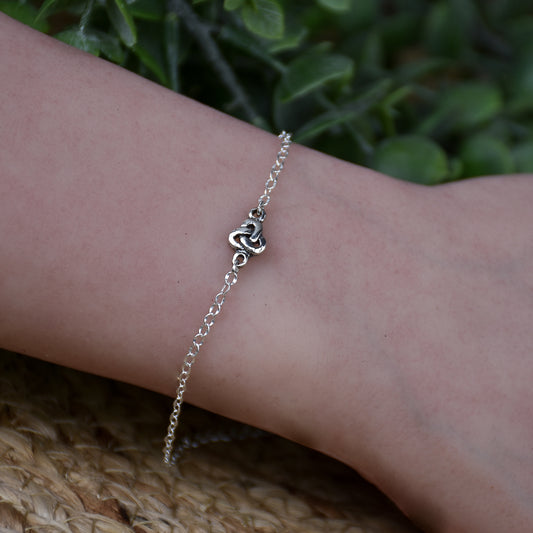 Trinity Knot Link Bracelet - Sterling Silver