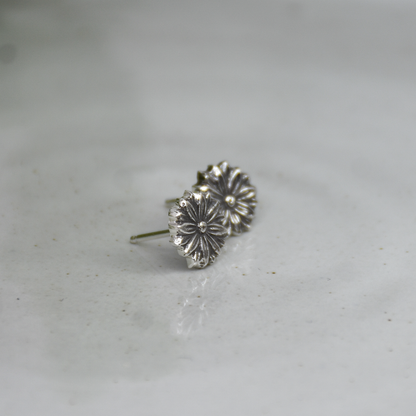 Daisy Post Earrings - Sterling Silver