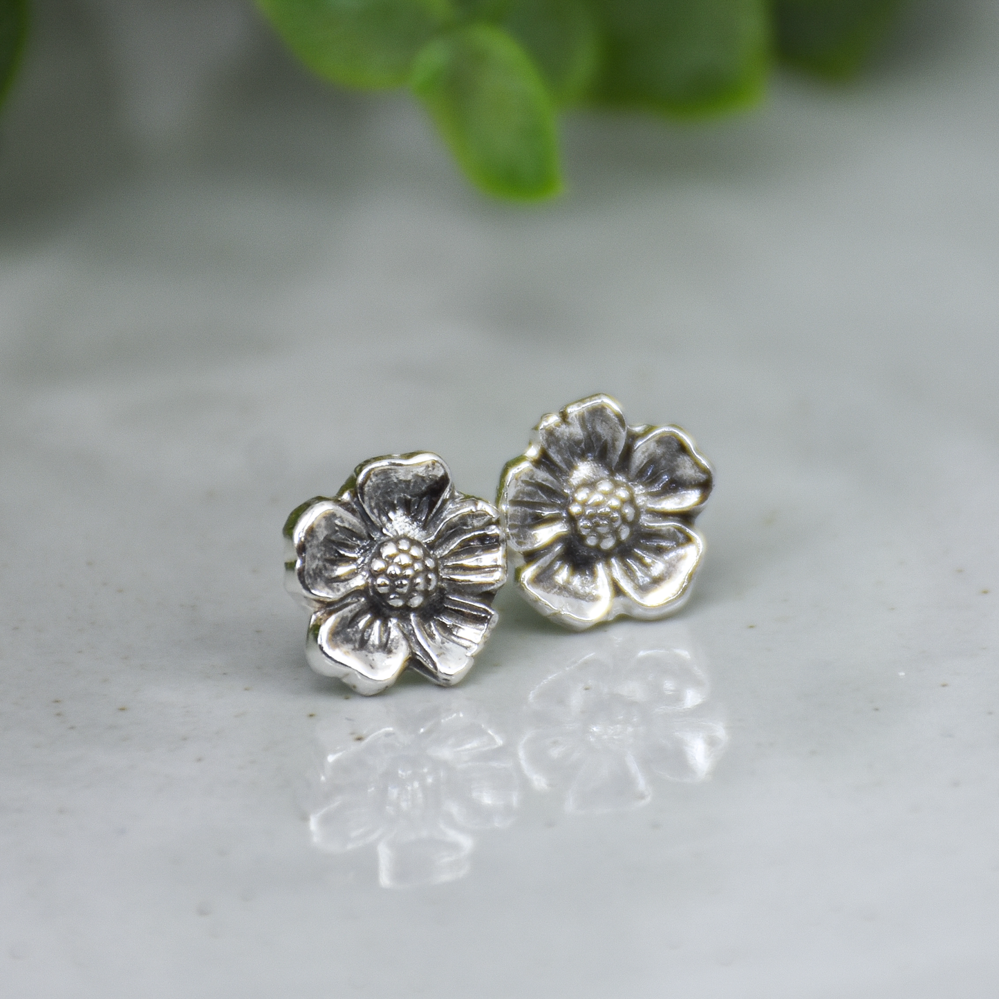 Pansy Flower Stud Earrings - Sterling Silver