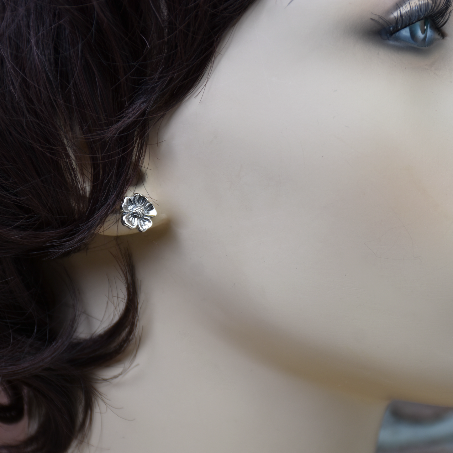 Pansy Flower Stud Earrings - Sterling Silver